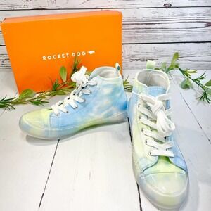 - NEW IN BOX  Rocket Dog Aiden Light Blue Multi High Tops (Size 6)